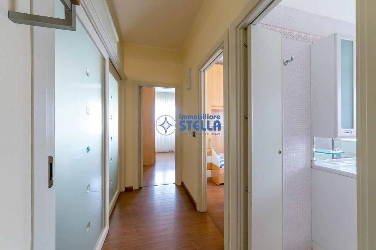Condominio Adriatico Lido di Jesolo Eksteriør bilde